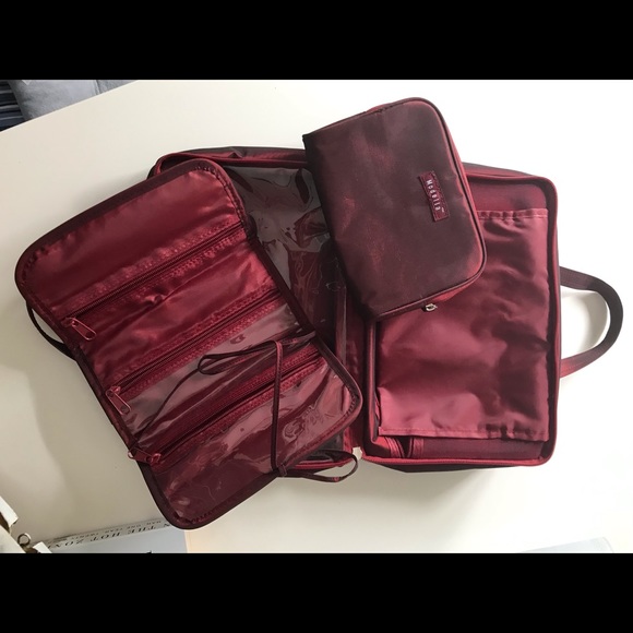 Burgundy Toiletries Travel Bag - Picture 3 of 8